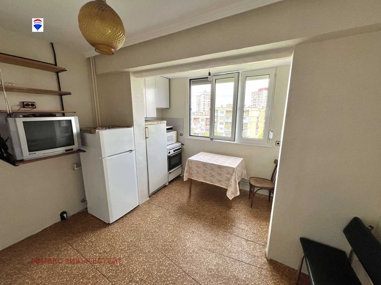 Продава се Двустаен апартамент в Русе, Дружба 3 - 60 кв.м за 1200 €/кв.м - Снимка #1