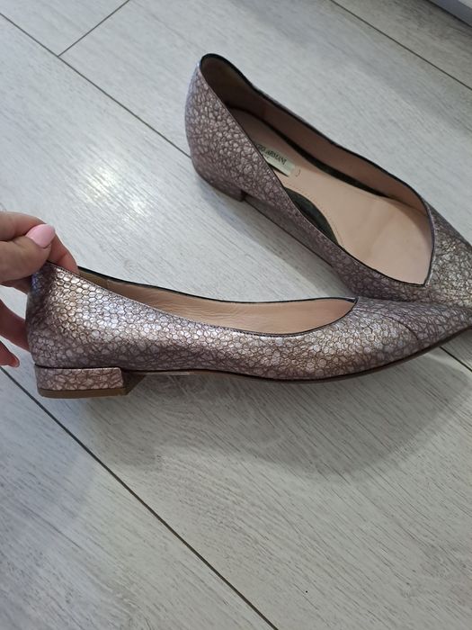 Pantofi Armani marimea 35