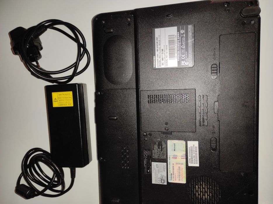 Laptop Toshiba L300