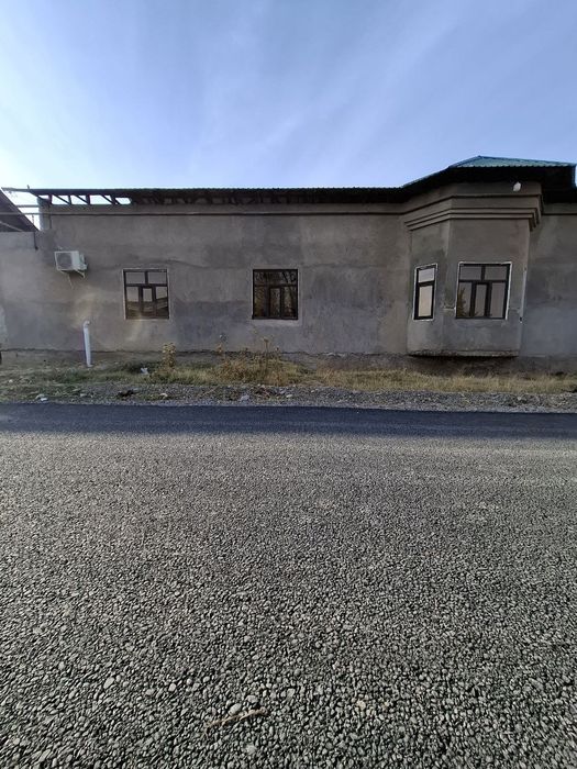 Uy sotiladi , продаётся участок