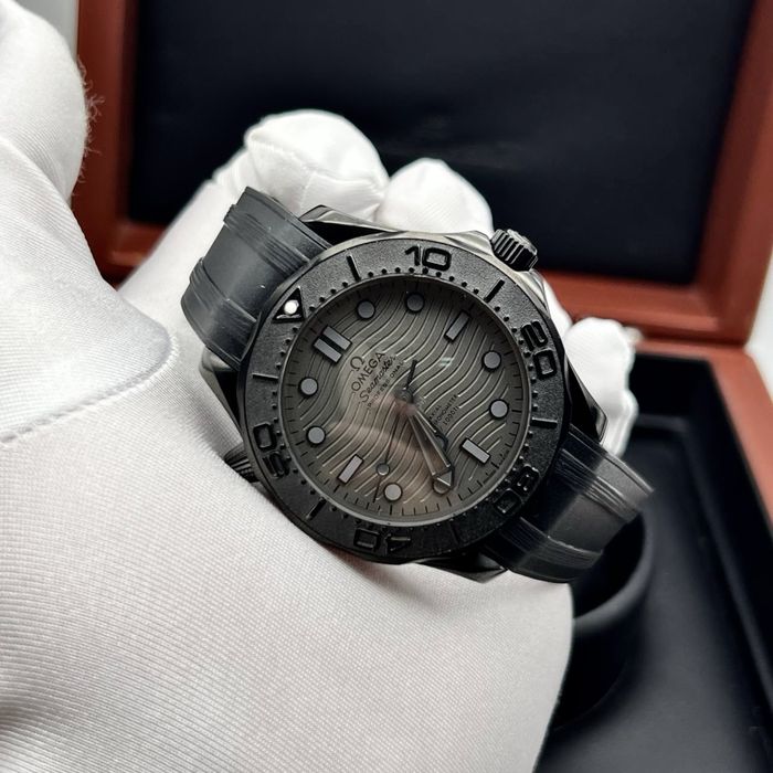 Omega Seamaster Black