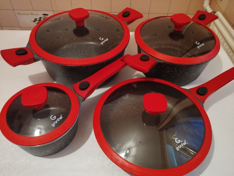 Продам набор кастрюль, кастрюли
