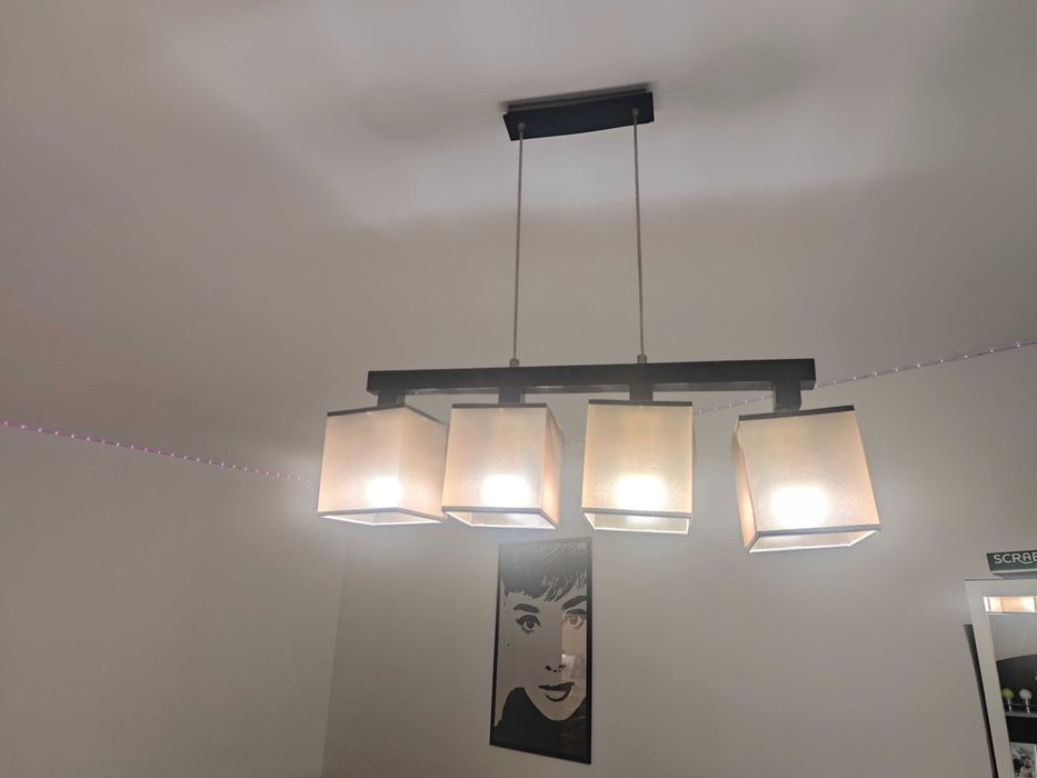 Полилеи, Лампа, Осветително тяло,