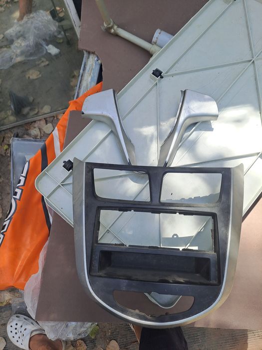 Рамка магнитолы Hyundai Accent Solaris