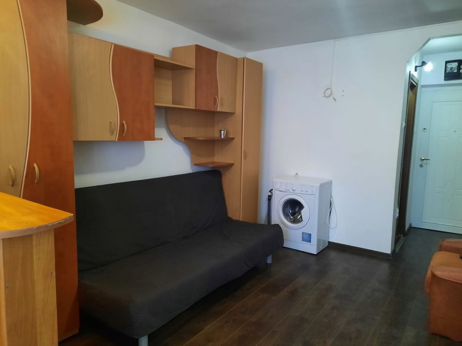 Proprietar inchiriez garsoniera Galata