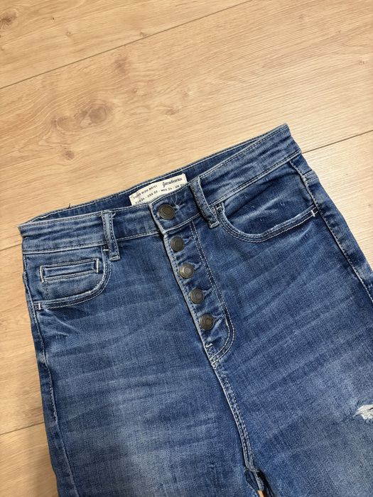Дамски дънки stradivarius и nakd, 34 размер