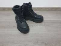 Bocanci Bershka 35
