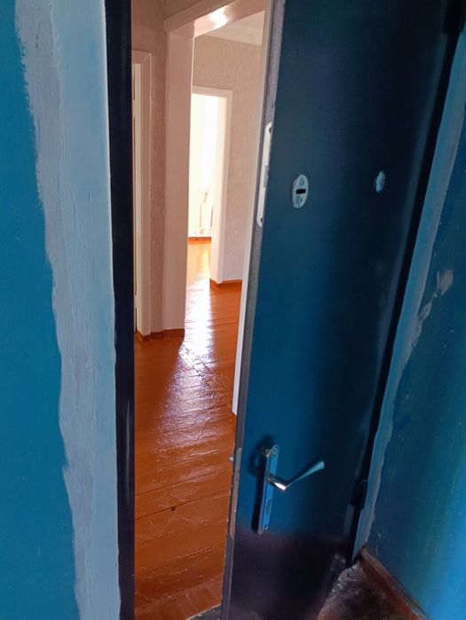 3х ком квартиру Спутник в деревянном доме. Ремонт под ключ всё новое