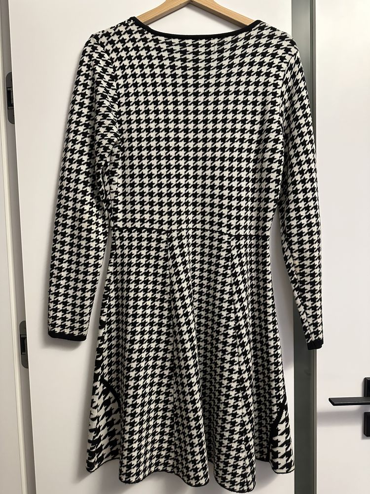 Rochie Calvin Klein M carouri