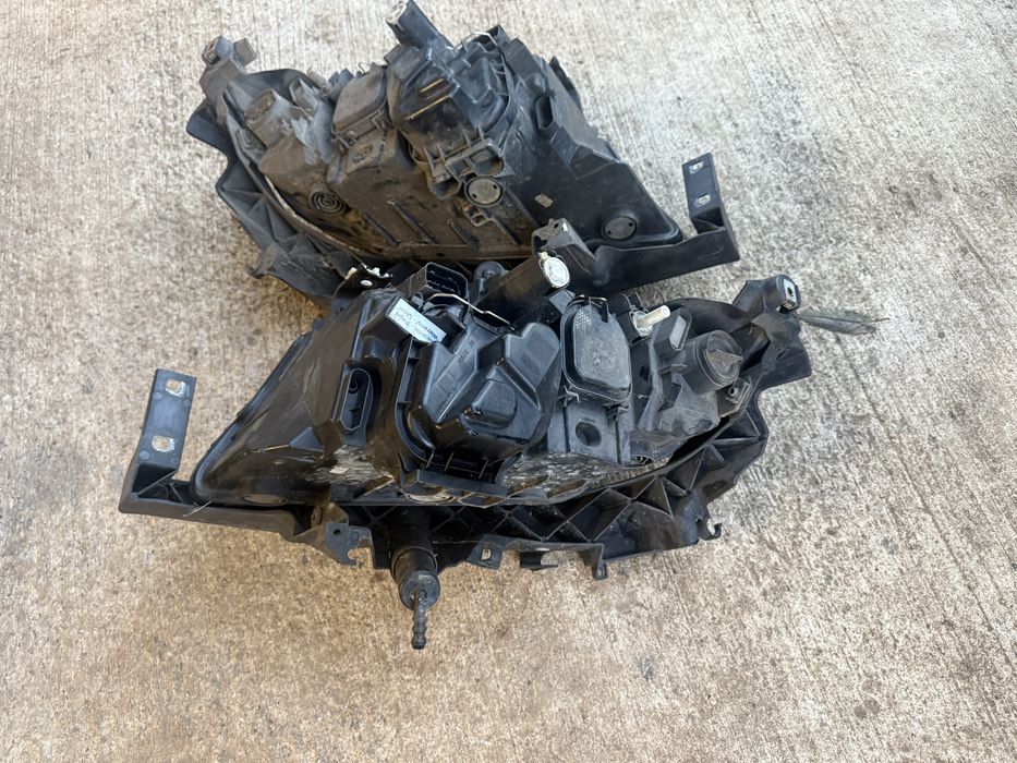 Фарове от бмв фейс е91/е90 ЗА ЧАСТИ!