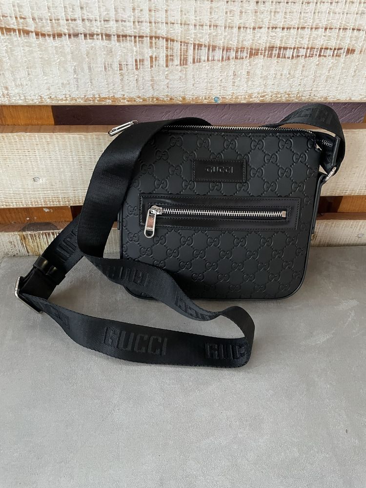Мъжка чанта Gucci