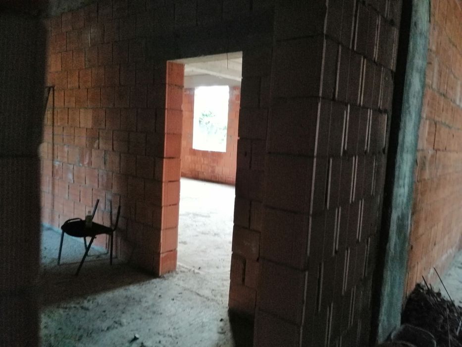 Tencuiala-sapa mecanizat finisaje izolatii  fatade ,rigips.