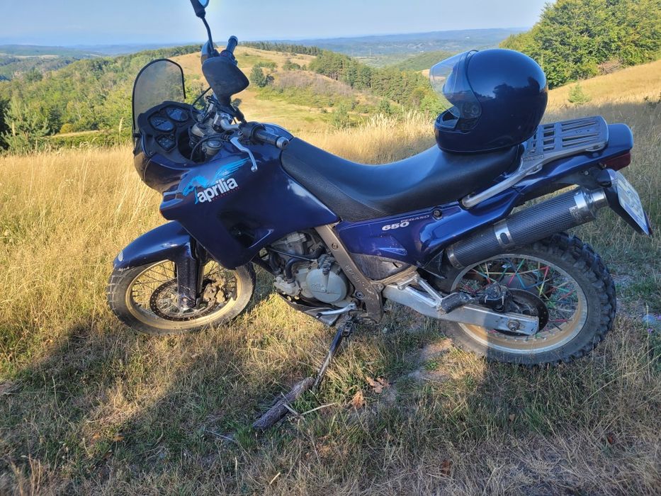 Aprilia pegaso 650 sau dau la schimb cu yamaha xt 600 cu acte