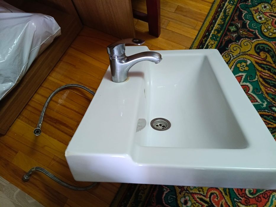 Раковина ванная.