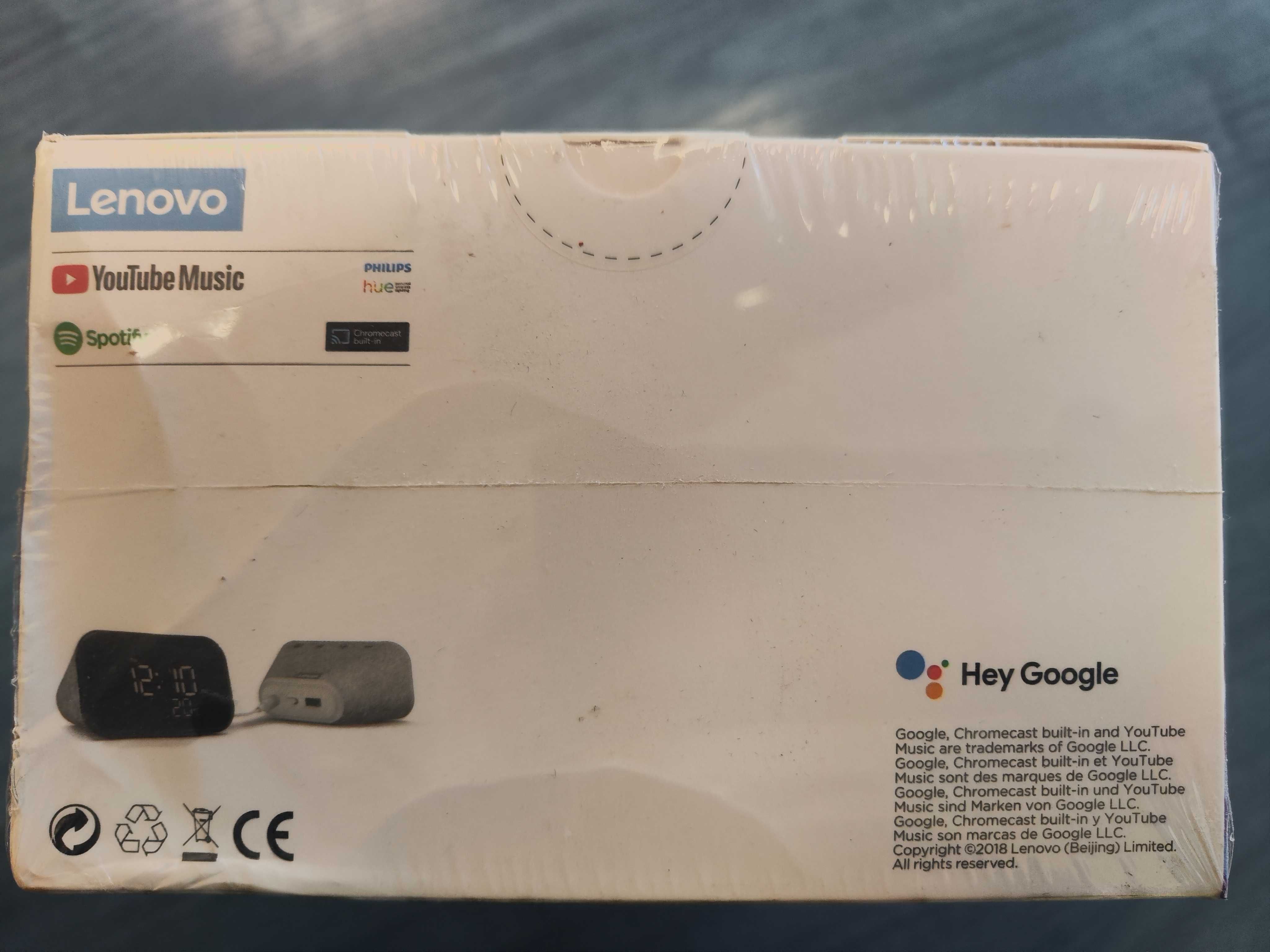 Lenovo Smart Clock Essential with the Google Assistant