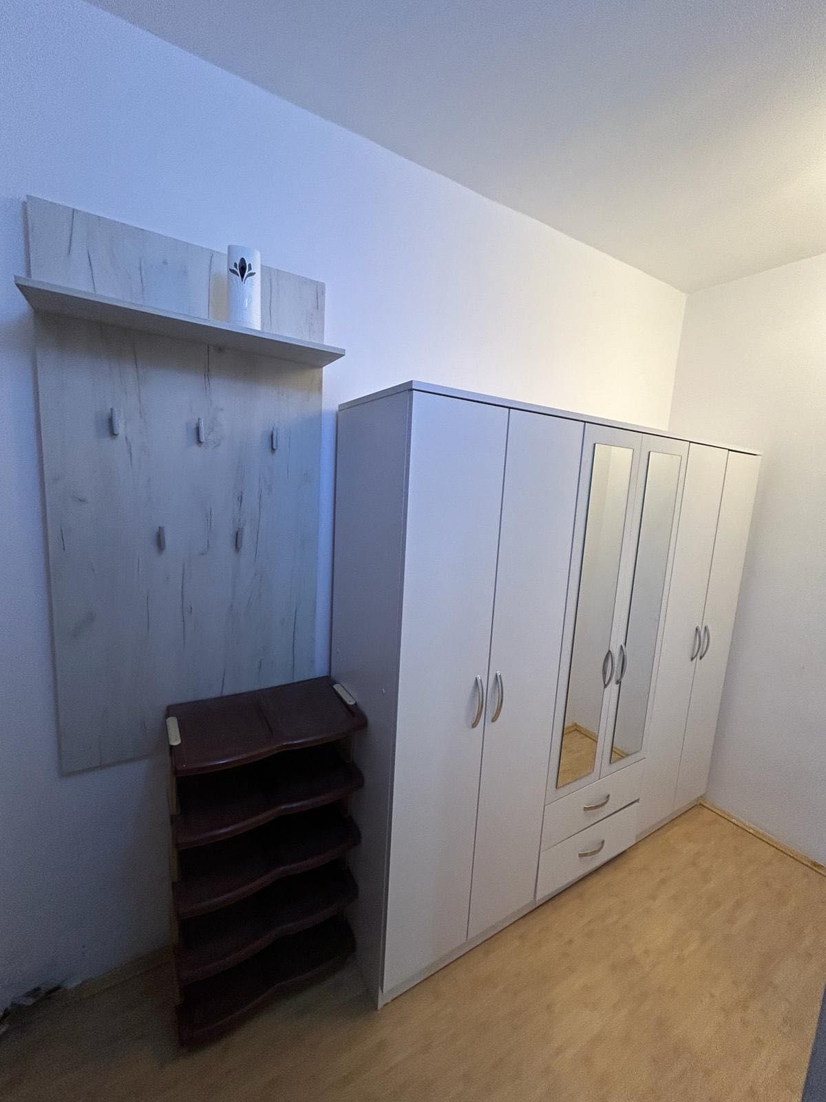 Inchiriez apartament lângă Scoala 33 VIDIN