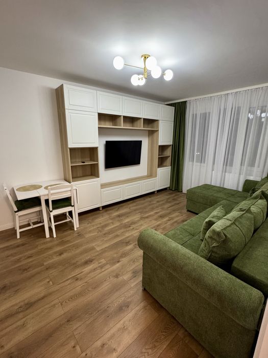 Garsonieră de închiriat, DRISTOR, lângă metrou, bloc MIXT