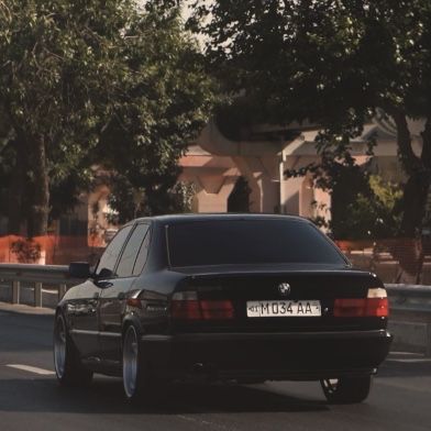 BMW E34 530i V8