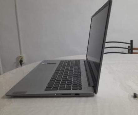 Ноутбук Lenovo IdeaPad 3 14" / 4 Гб / SSD 128 Гб / Win 10 / 14