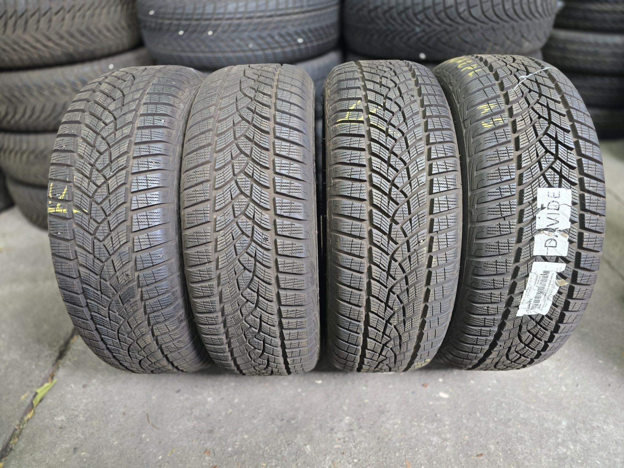 215/60/16 Goodyear  4бр