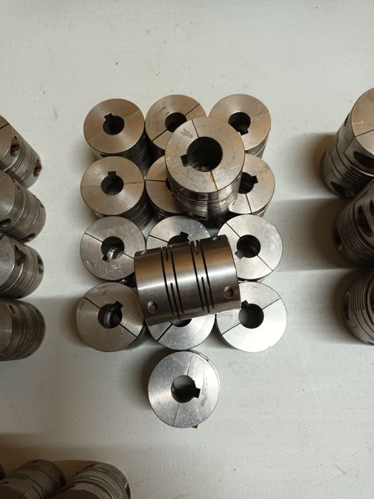 Cuple elastice din inox inoxidabil