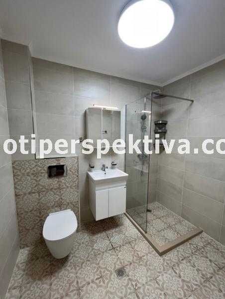 Продава се Двустаен апартамент в Пловдив, Център - 67 кв.м за 2359 €/кв.м - Снимка #10