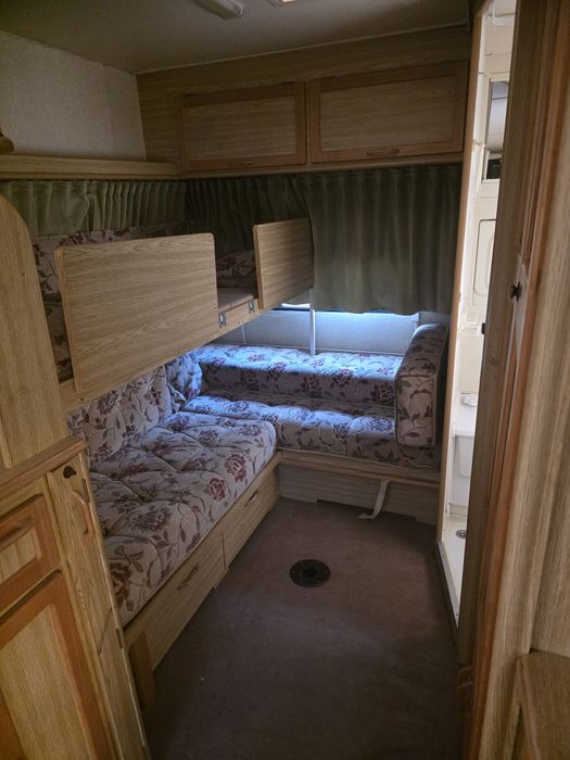 Vand Rulota Elddis