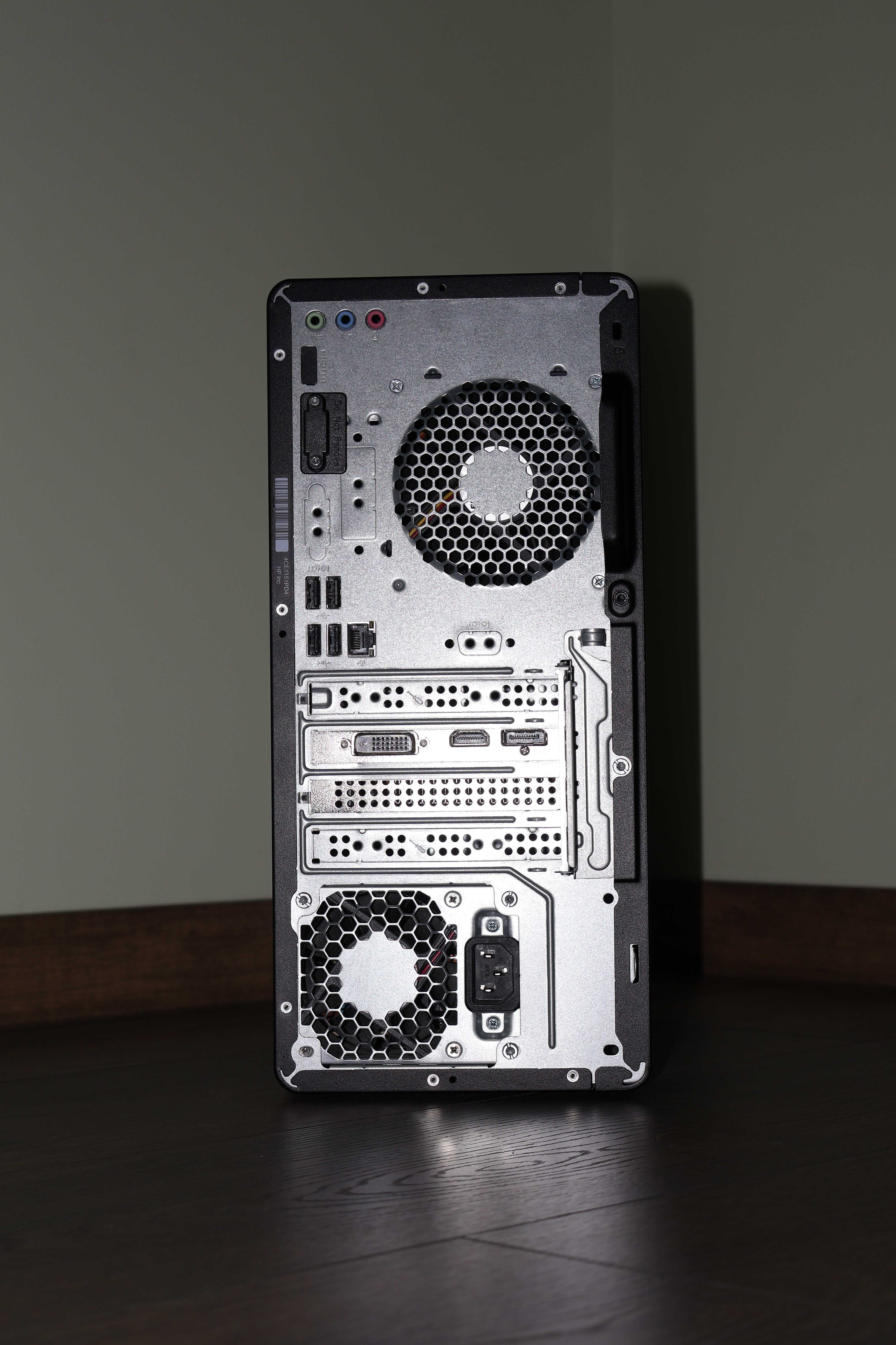 HP Pavilion Gaming PC / Intel Core i5-10400F / Nvidia GTX 1660 Super