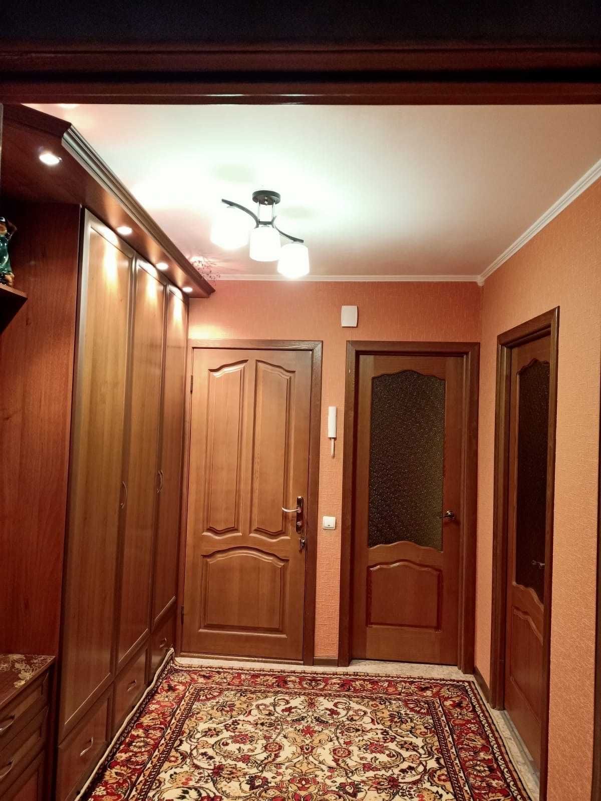 Продам 3-комнатную квартиру р-он новой Мечети !!!