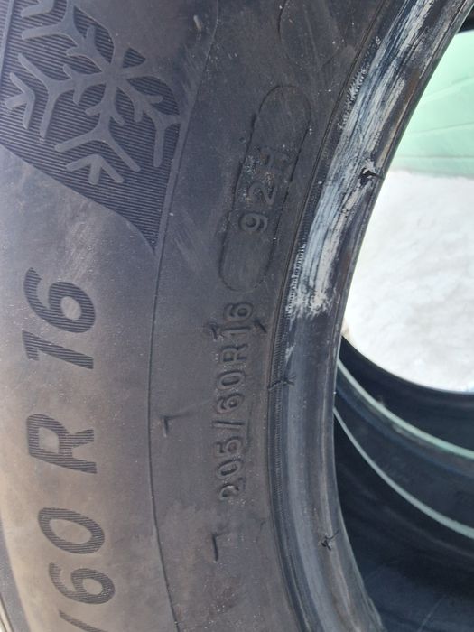 Anvelope 205/60R16 marca Michelin, M +S, DOT 2022