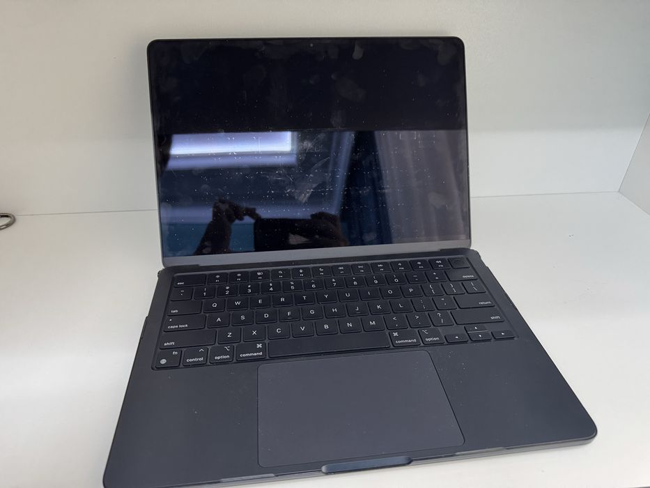 Macbook air m2 8/256