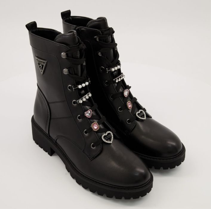 Нови, оригинални боти Guess N40