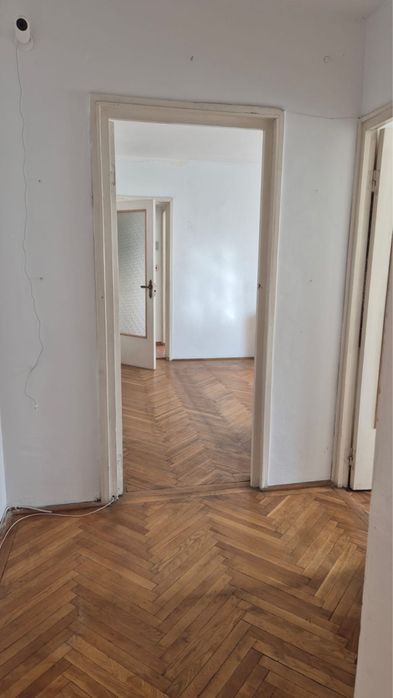 Apartament 3 camere – Centrul Civic, Brașov
