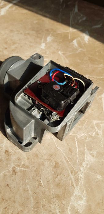 ДМРВ (валюметр/расходомер) Golf Passat Audi 2.0