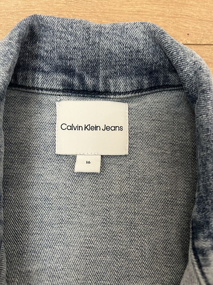 Calvin Klein оригинално дънково яке