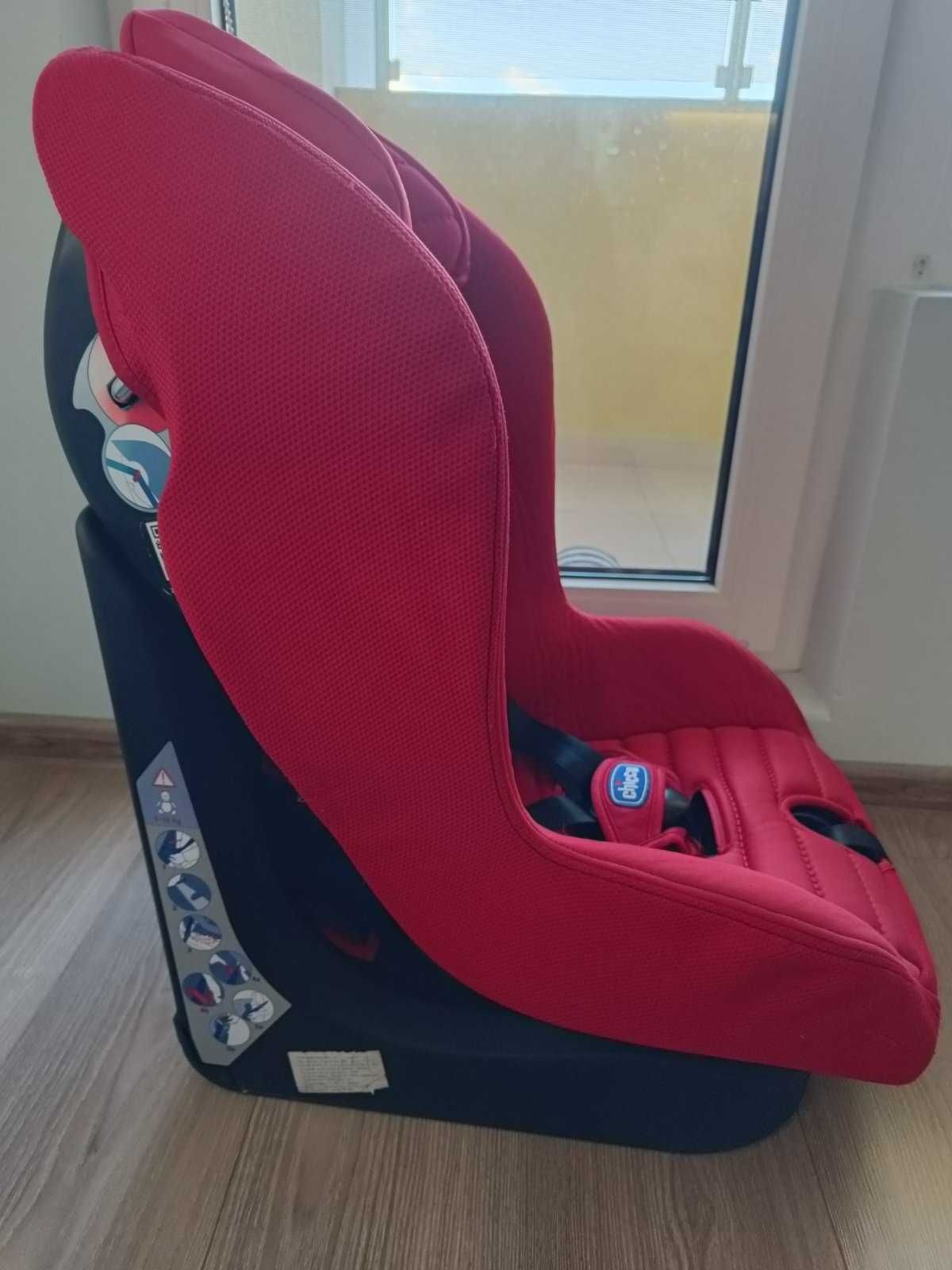 Детски стол за кола Chicco Xpace 9-18 кг., червен