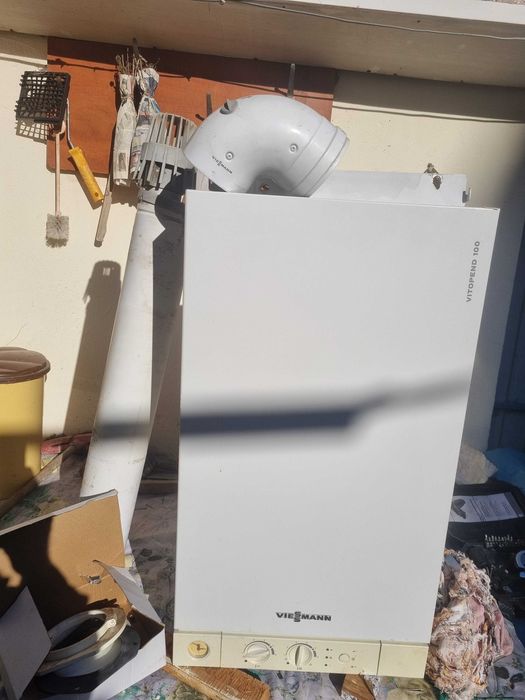 Centrala VIESSMAN model Vitopend 100 arata si functioneaza f bine