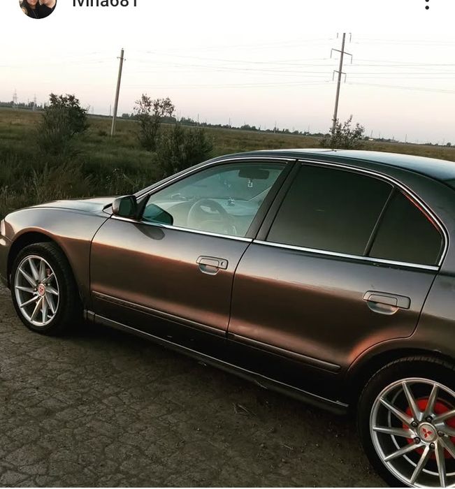 Машина ,Mitsubishi Галант 2001 года