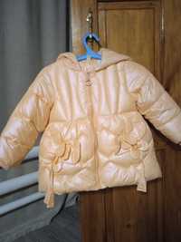 Продается куртка детская на 4,5 лет