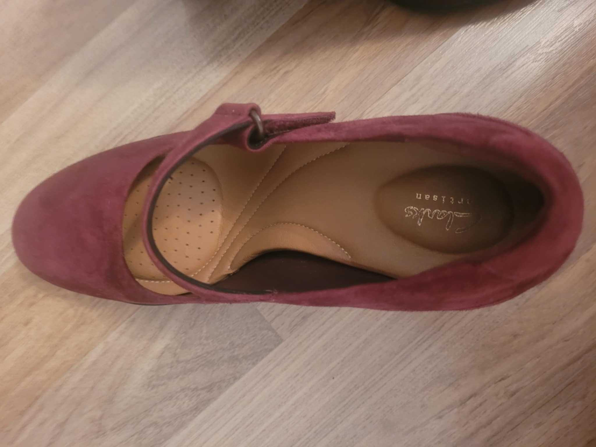 Страхотни обувки на Clarks