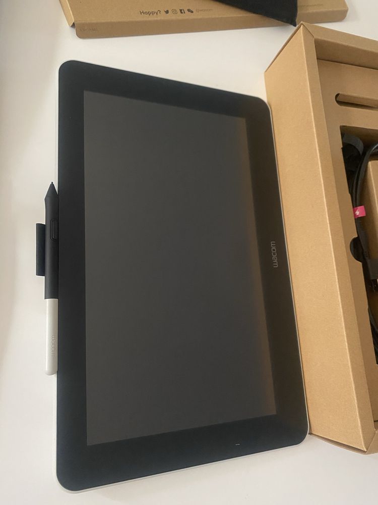 Wacom One Creative Pen Display 13.3’’