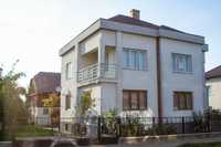 De vanzare casa cu etaj si anexe in comuna Volovăț