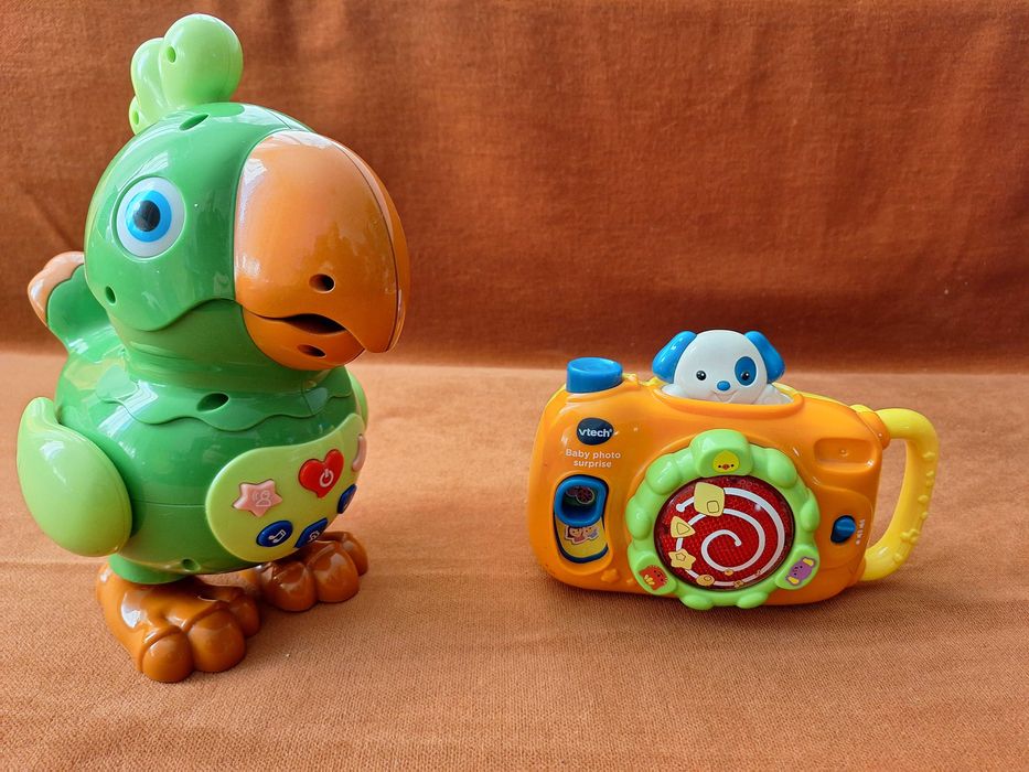Set jucarii - Papagal vorbitor + Aparat foto 35 melodii