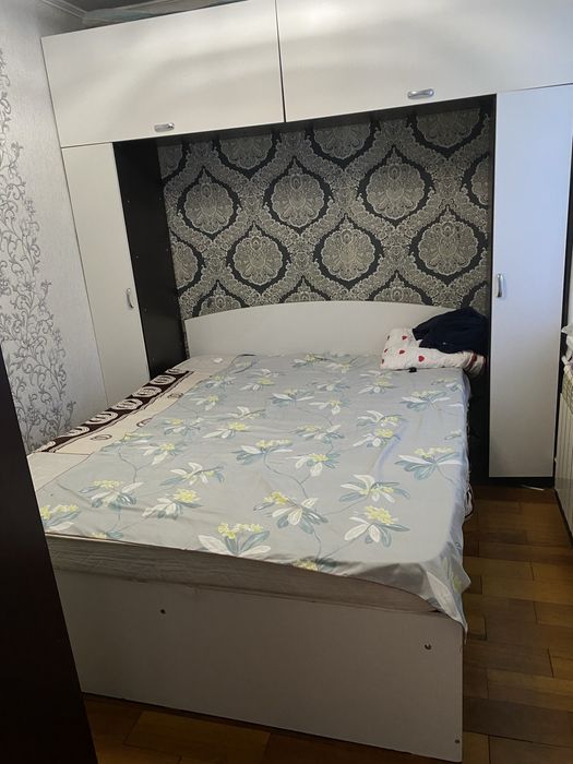 Двухспальная кровать