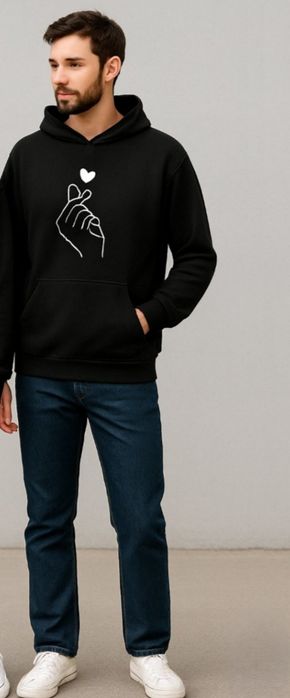 Продам теплое худди с карманом кенгуру