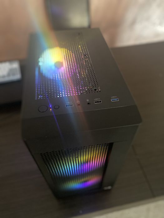 Carcasa pc gaming AeroCool Hexform mini tower case