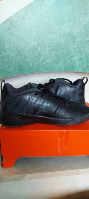 Нови оригинални дамски маратонки Nike