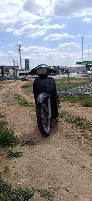 Scuter Aprilia scarabeo 80cc
