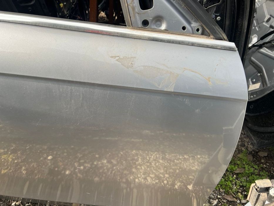 Предна дясна врата за Ауди AUDI A4 B8,5 код на боята LZ7B