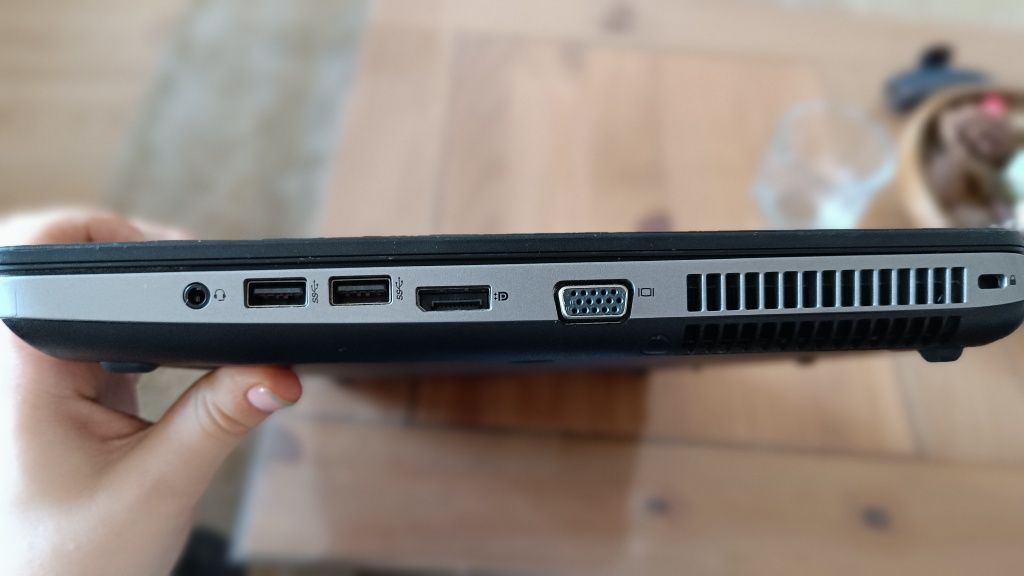 Лаптоп Hewlett-Packard